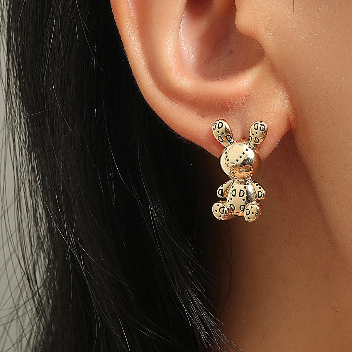 Many Style Simple Retro Stud Earrings Geometric C Shape Irregular Metal Stitching Twist Earrings for Women Party Jewelry
Many Style Simple Retro Stud Earrings Geometric C Shape Irregular Metal Stitching Twist Earrings for Women Party Jewelry