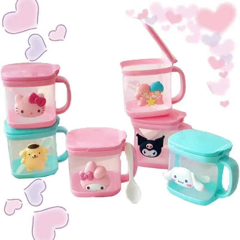 Милая мультяшная кавайная коробочка для приправ Kuromi Mymelody Cinnamorol кухонная пластиковая соляная коробочка для приправ с ложкой
Милая мультяшная кавайная коробочка для приправ Kuromi Mymelody Cinnamorol кухонная пластиковая соляная коробочка для приправ с ложкой