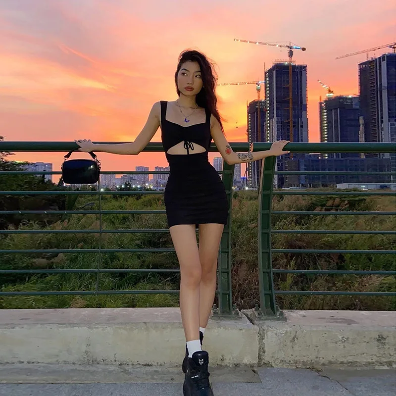 Summer Women Sexy Spaghetti Strap Hollow Out Dress 2023 New Spring Casual Sleeveless Slim Dresses Lady Mini Black Dress Mujer
Summer Women Sexy Spaghetti Strap Hollow Out Dress 2023 New Spring Casual Sleeveless Slim Dresses Lady Mini Black Dress Mujer