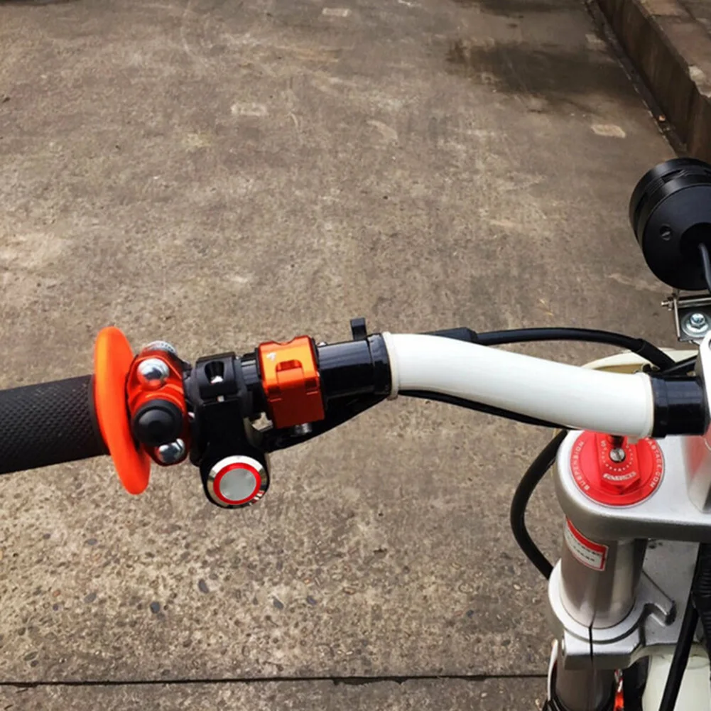 Motorcycle Handlebar Mount Switch Headlight Push Button Switch With Red LED Light Waterproof Spotlight Foglight ON OFF Switch
Motorcycle Handlebar Mount Switch Headlight Push Button Switch With Red LED Light Waterproof Spotlight Foglight ON OFF Switch