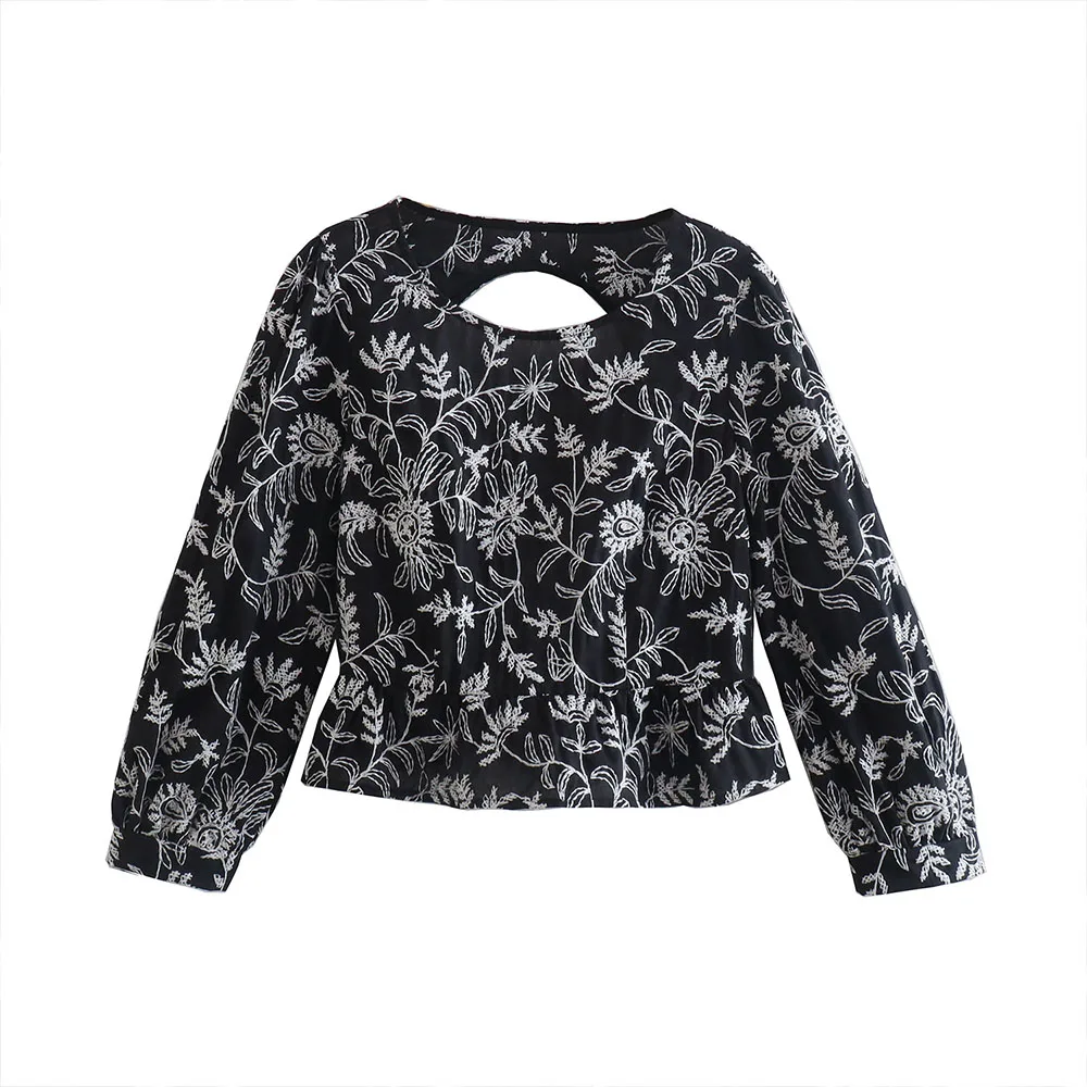 Women's 2022 Summer New Fashion All-match Layered Decorative Embroidered Tops Round Neck Long Sleeves Open Design Chic Shirts
Women's 2022 Summer New Fashion All-match Layered Decorative Embroidered Tops Round Neck Long Sleeves Open Design Chic Shirts