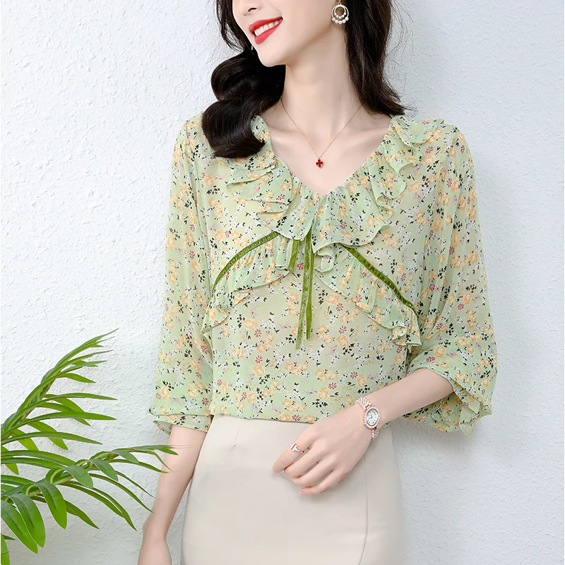 Chiffon Loose Shirt Floral Printing Women's Blouse Summer Long Sleeve Casual Top Fashion Female 2022 New Korean Style Clothing
Chiffon Loose Shirt Floral Printing Women's Blouse Summer Long Sleeve Casual Top Fashion Female 2022 New Korean Style Clothing