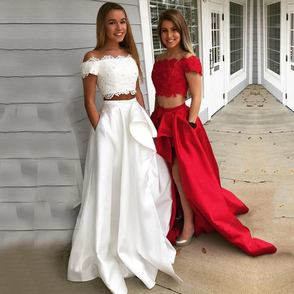 Two Piece Prom Dresses with Pockets Boat Neck Appliques Cap Sleeves Satin Side Split Evening Party Dress for Graduation
Two Piece Prom Dresses with Pockets Boat Neck Appliques Cap Sleeves Satin Side Split Evening Party Dress for Graduation