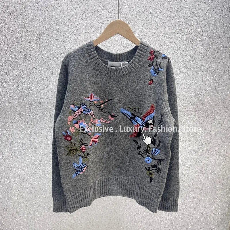 Luxury Designer High End Fall Women Clothing Flower and Bird Embroidery Series Knitwear Sweater pure cashmere Sweaters pullover
Luxury Designer High End Fall Women Clothing Flower and Bird Embroidery Series Knitwear Sweater pure cashmere Sweaters pullover
