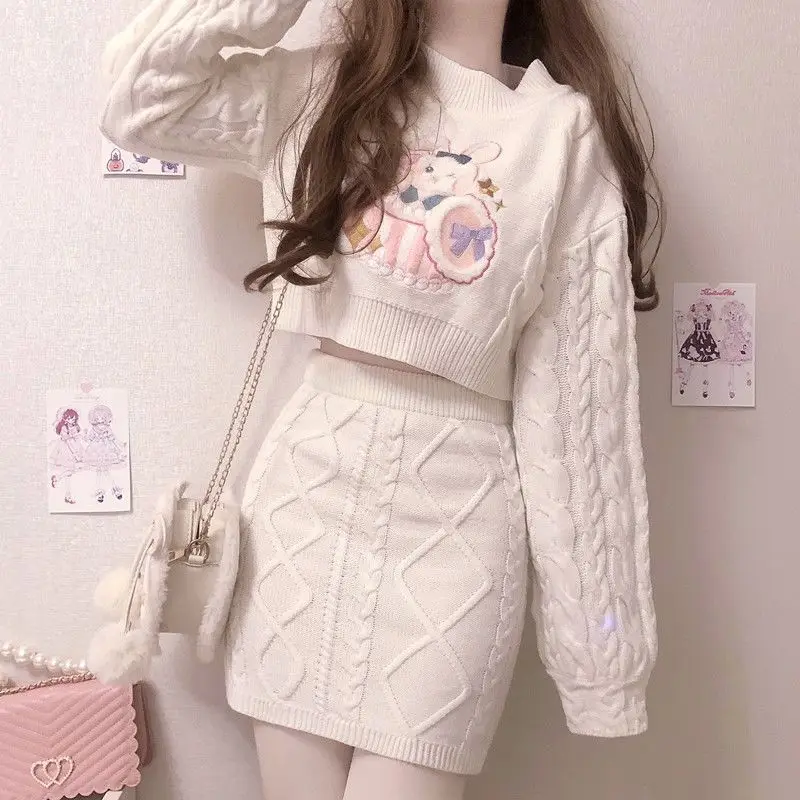 Spring Women Set Sweet Two piece set Japan style Cute Cartoon Embroidery Loose knitted tops and pud mini pink skirt female set
Spring Women Set Sweet Two piece set Japan style Cute Cartoon Embroidery Loose knitted tops and pud mini pink skirt female set