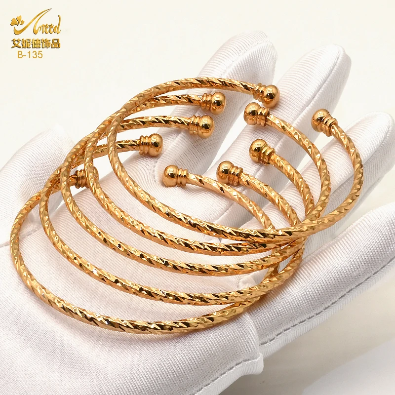 AIIND Luxury Brand Women Bracelet Dubai 24K Gold Color Bracelets Indian Bangles For Women African Fashion Charm Wedding Jewelry
AIIND Luxury Brand Women Bracelet Dubai 24K Gold Color Bracelets Indian Bangles For Women African Fashion Charm Wedding Jewelry