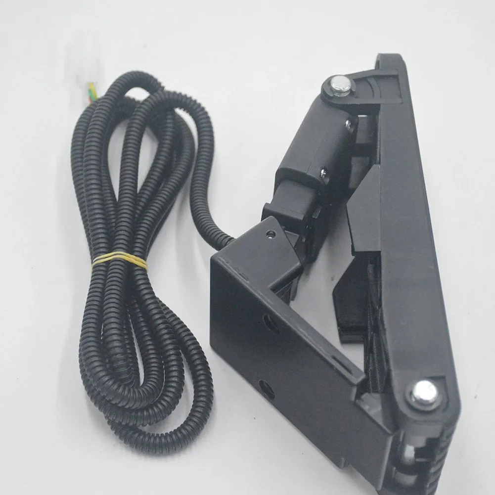 Accelerator Bicycle Pedal Foot Throttle 17.5cm*6cm*13cm 24V-72V Universal Black Easy To Assemble Speed Control
Accelerator Bicycle Pedal Foot Throttle 17.5cm*6cm*13cm 24V-72V Universal Black Easy To Assemble Speed Control