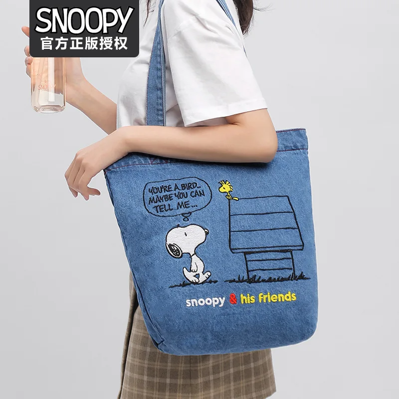 Kawaii Snoopy Anime Cartoon Cute Embroidery Denim Bag Tote Bag Zipper Versatile Handbag Shoulder Bag High Capacity Travel Bag
Kawaii Snoopy Anime Cartoon Cute Embroidery Denim Bag Tote Bag Zipper Versatile Handbag Shoulder Bag High Capacity Travel Bag