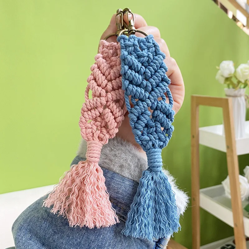 Handmade Weave Cotton Rope Tassel Keychain Bag Car Pendant Key Chain Women Men Holder Keyring Macrame Fashion Charm Jewelry
Handmade Weave Cotton Rope Tassel Keychain Bag Car Pendant Key Chain Women Men Holder Keyring Macrame Fashion Charm Jewelry