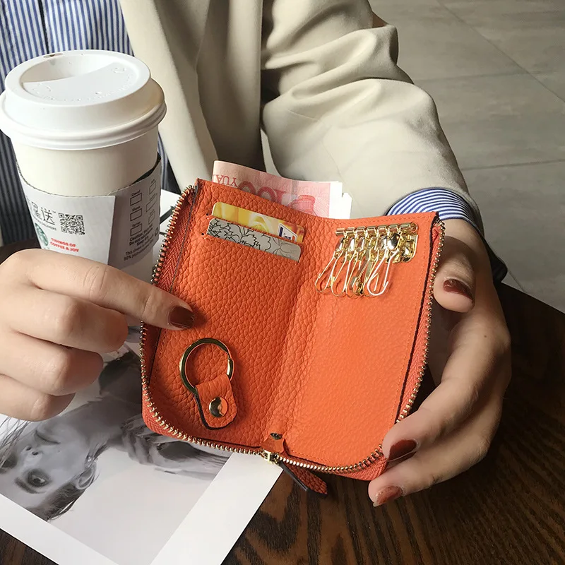 Сумка-кошелек для ключей из натуральной кожи
Сумка-кошелек для ключей из натуральной кожи