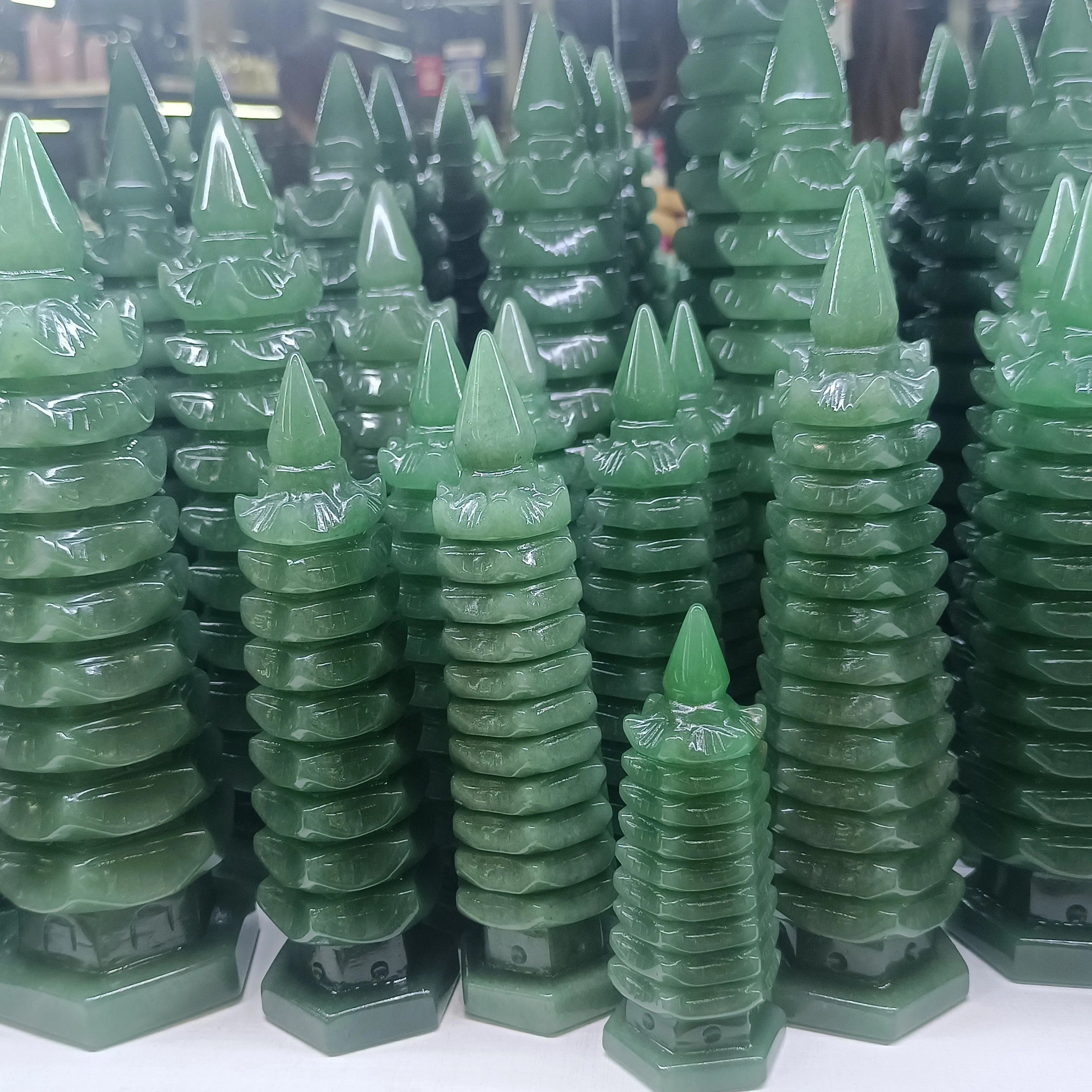 Natural Green Dongling Stone Hand-Carved Wenchang Pagoda Crystal Energy Ore Home Office Decoration Craft Gifts
Natural Green Dongling Stone Hand-Carved Wenchang Pagoda Crystal Energy Ore Home Office Decoration Craft Gifts
