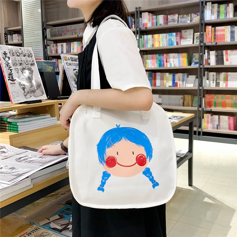 Японская забавная индивидуальная забавная Милая мультяшная маленькая тесьма для девочек мягкая холщовая сумка-мессенджер через плечо для ... 
Японская забавная индивидуальная забавная Милая мультяшная маленькая тесьма для девочек мягкая холщовая сумка-мессенджер через плечо для ...
