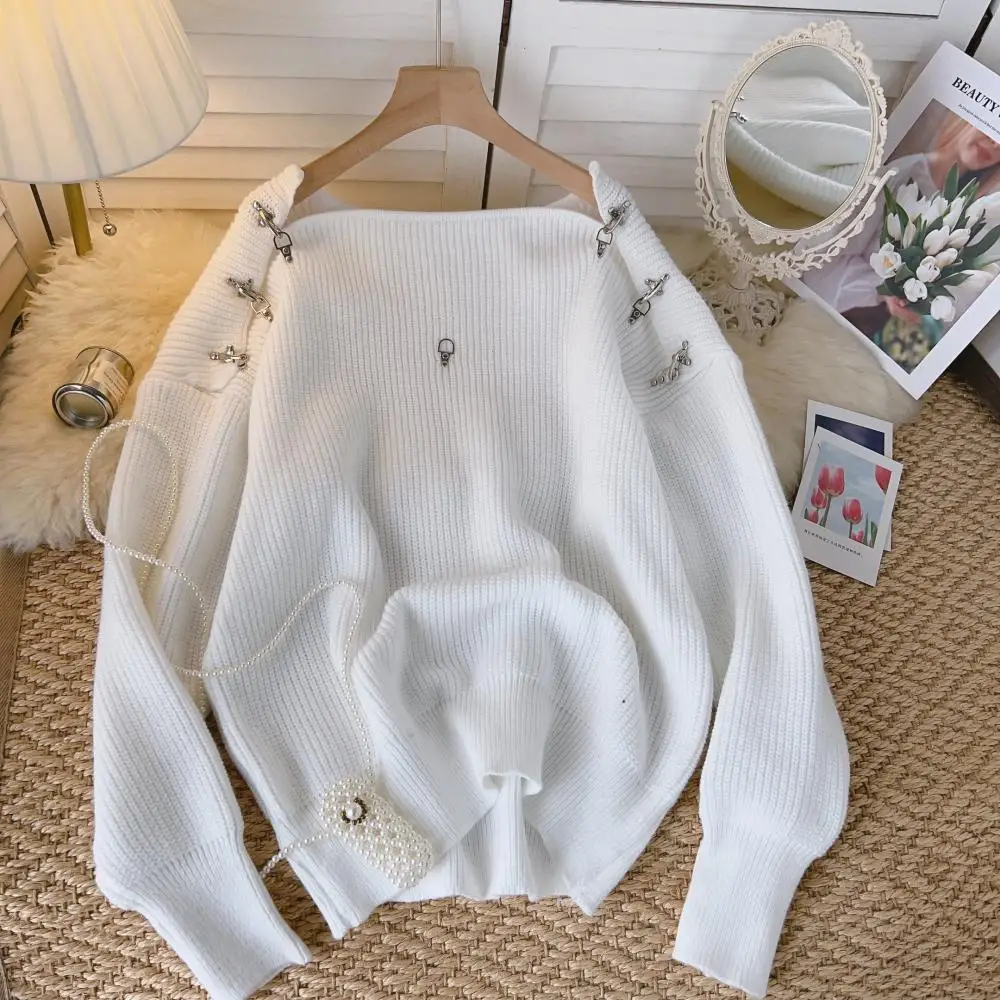 Design Sense of Pure Desire Wind Metal Buckle Lazy Wind Loose Openwork Strapless Knitted Long-sleeved a Shoulder Sweater
Design Sense of Pure Desire Wind Metal Buckle Lazy Wind Loose Openwork Strapless Knitted Long-sleeved a Shoulder Sweater