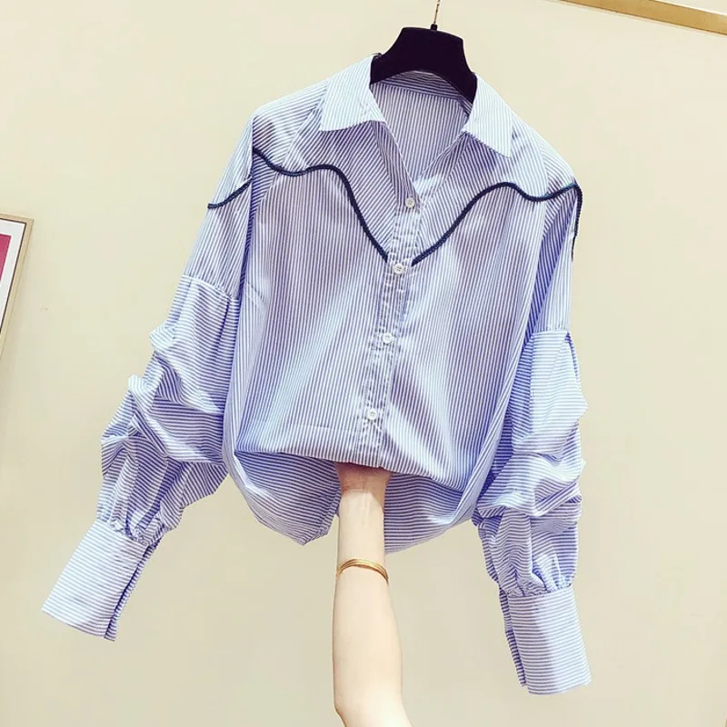 Fashion Lantern Sleeve Turn Down Collar Single Breasted Shirts 2022 Spring New Striped Women Blusas Casual
Fashion Lantern Sleeve Turn Down Collar Single Breasted Shirts 2022 Spring New Striped Women Blusas Casual