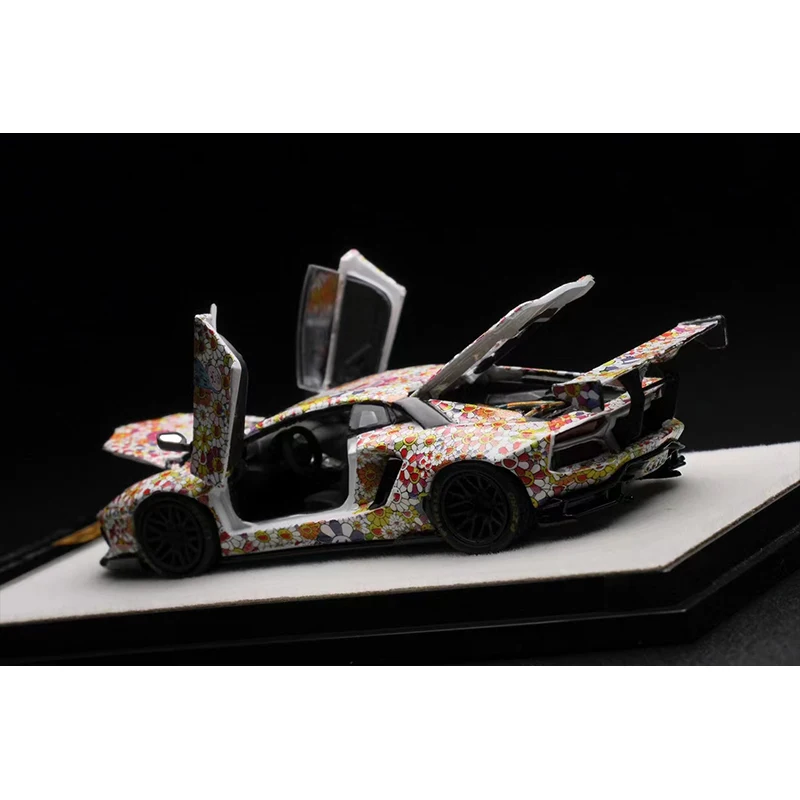 1:64 PGM LBWK Aventador LP700 Openable Door Sun Flower Alloy Diorama Car Model Collection Miniature Carros Toys In Stock
1:64 PGM LBWK Aventador LP700 Openable Door Sun Flower Alloy Diorama Car Model Collection Miniature Carros Toys In Stock