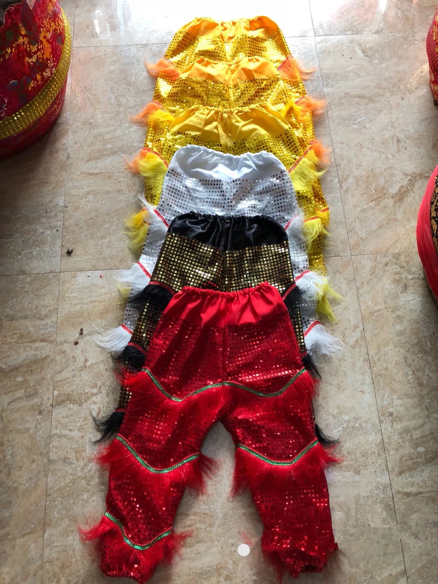 Customized Children Lion Dance Fur Pants New Year Stage Performance Festival Clothing Dragon Dancer Accessories
Customized Children Lion Dance Fur Pants New Year Stage Performance Festival Clothing Dragon Dancer Accessories
