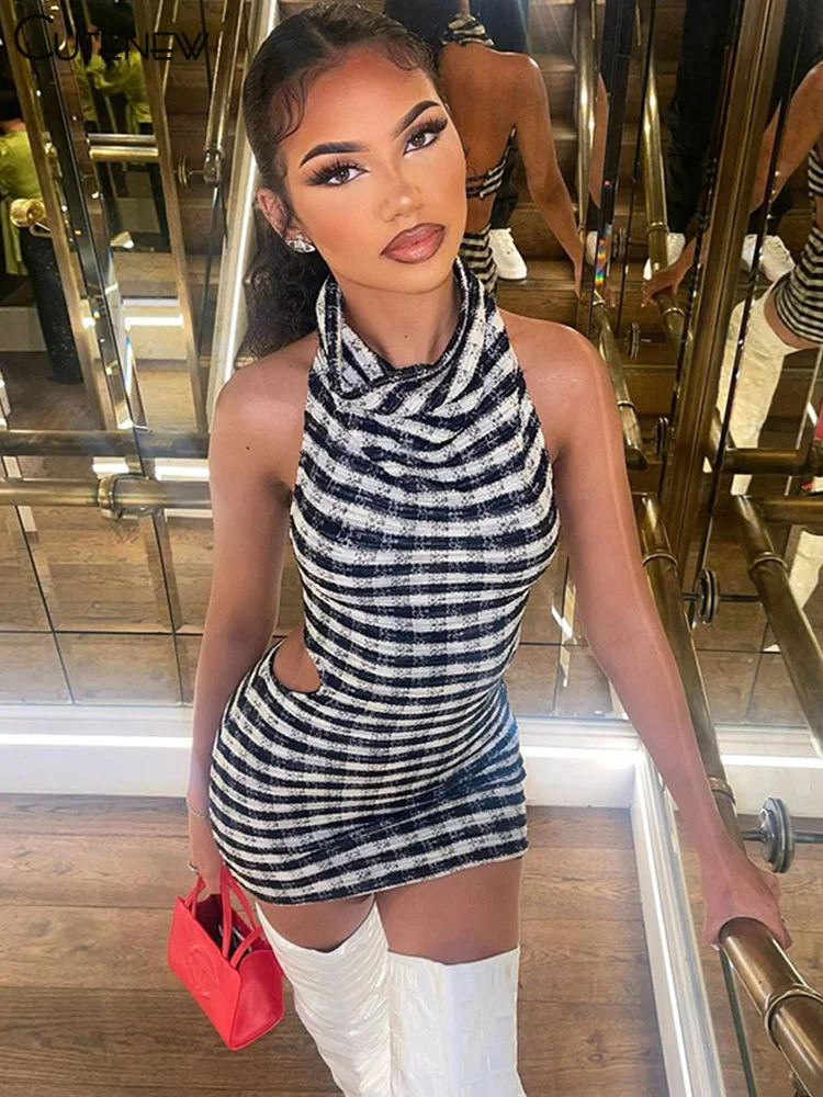 Cutenew Striped Print Halter Lace Up Bodycon Mini Dresses Women Summer Casual Plaid Patchwork Backless Stretch Lady Party Outfit
Cutenew Striped Print Halter Lace Up Bodycon Mini Dresses Women Summer Casual Plaid Patchwork Backless Stretch Lady Party Outfit