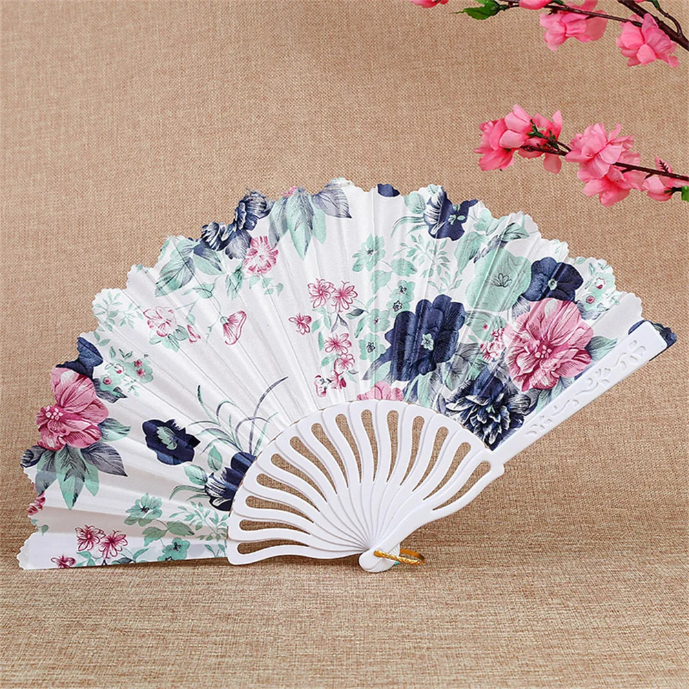 

Vintage Chinese Style Performances Hand Held Fans Silk Folding Bamboo Dance Fan Room Decoration Ornaments Wedding Party Decor