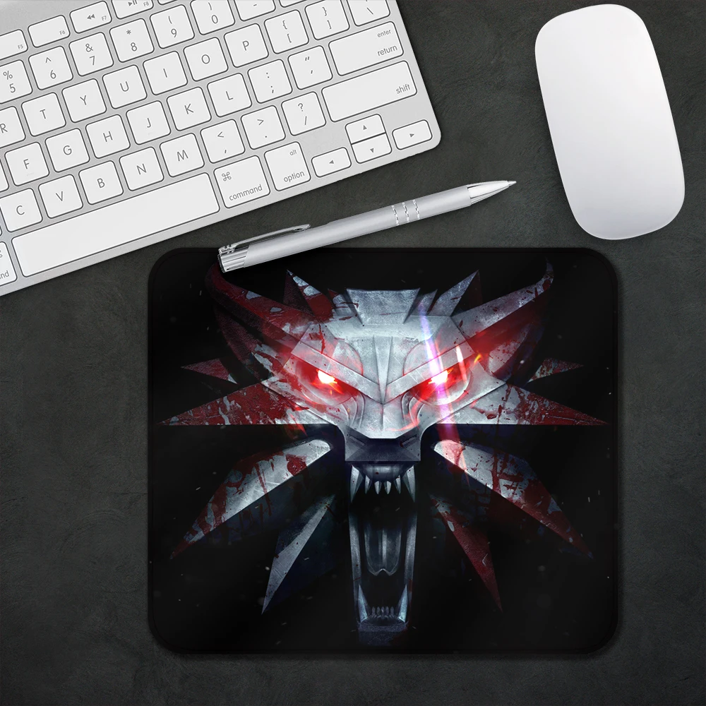 The Witcher 3 Design Pattern Game mousepad Small Pads Rubber Mouse Mat MousePad Desk Gaming Mousepad Cup Mat
The Witcher 3 Design Pattern Game mousepad Small Pads Rubber Mouse Mat MousePad Desk Gaming Mousepad Cup Mat