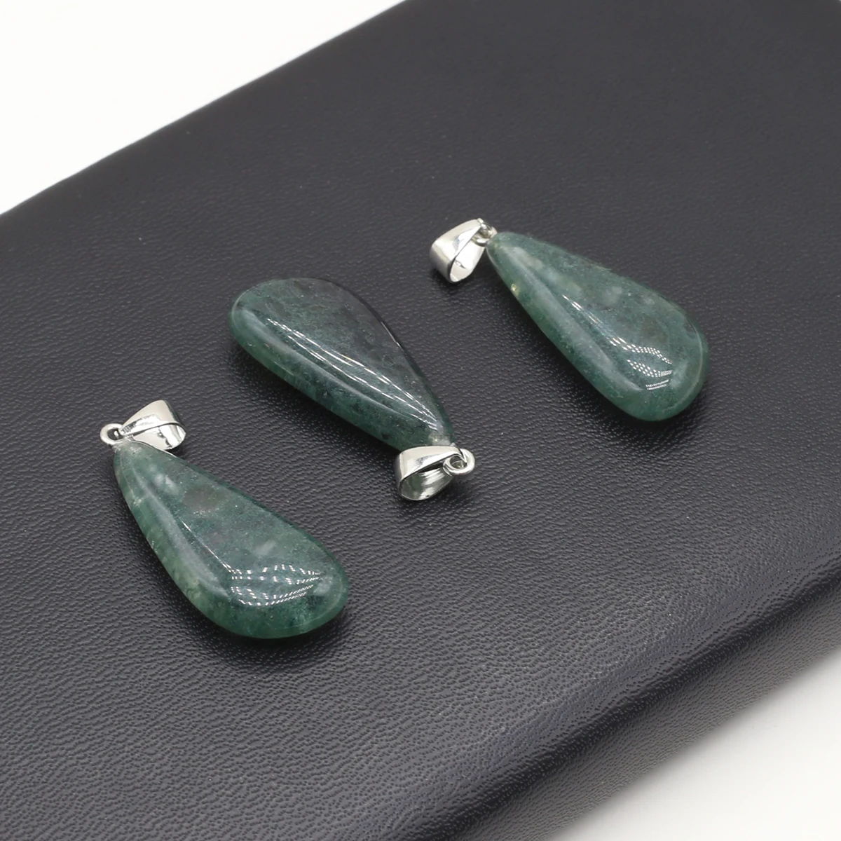 Natural Stone Pendant India Agate Irregular Shape Gemstone Exquisite Charms for Jewelry Making Diy Bracelet Necklace Accessories
Natural Stone Pendant India Agate Irregular Shape Gemstone Exquisite Charms for Jewelry Making Diy Bracelet Necklace Accessories