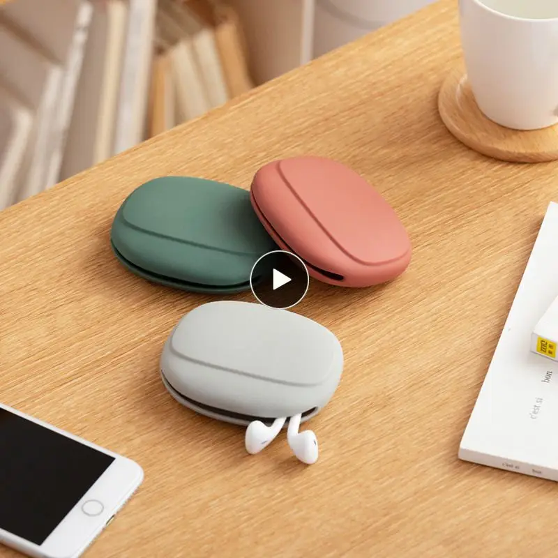 Portable Storage Bag Simple Stylish Mobile Phone Data Cable Finishing Bag Silicone Earphone Storage Box Small Object Storage Bag 
Portable Storage Bag Simple Stylish Mobile Phone Data Cable Finishing Bag Silicone Earphone Storage Box Small Object Storage Bag