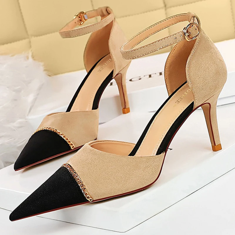 BIGTREE Shoes Suede Women Pumps Fashion Kitten Heels Metal Chain Stiletto Heels Women Sandals Summer Ladies Shoes Plus Size 43
BIGTREE Shoes Suede Women Pumps Fashion Kitten Heels Metal Chain Stiletto Heels Women Sandals Summer Ladies Shoes Plus Size 43