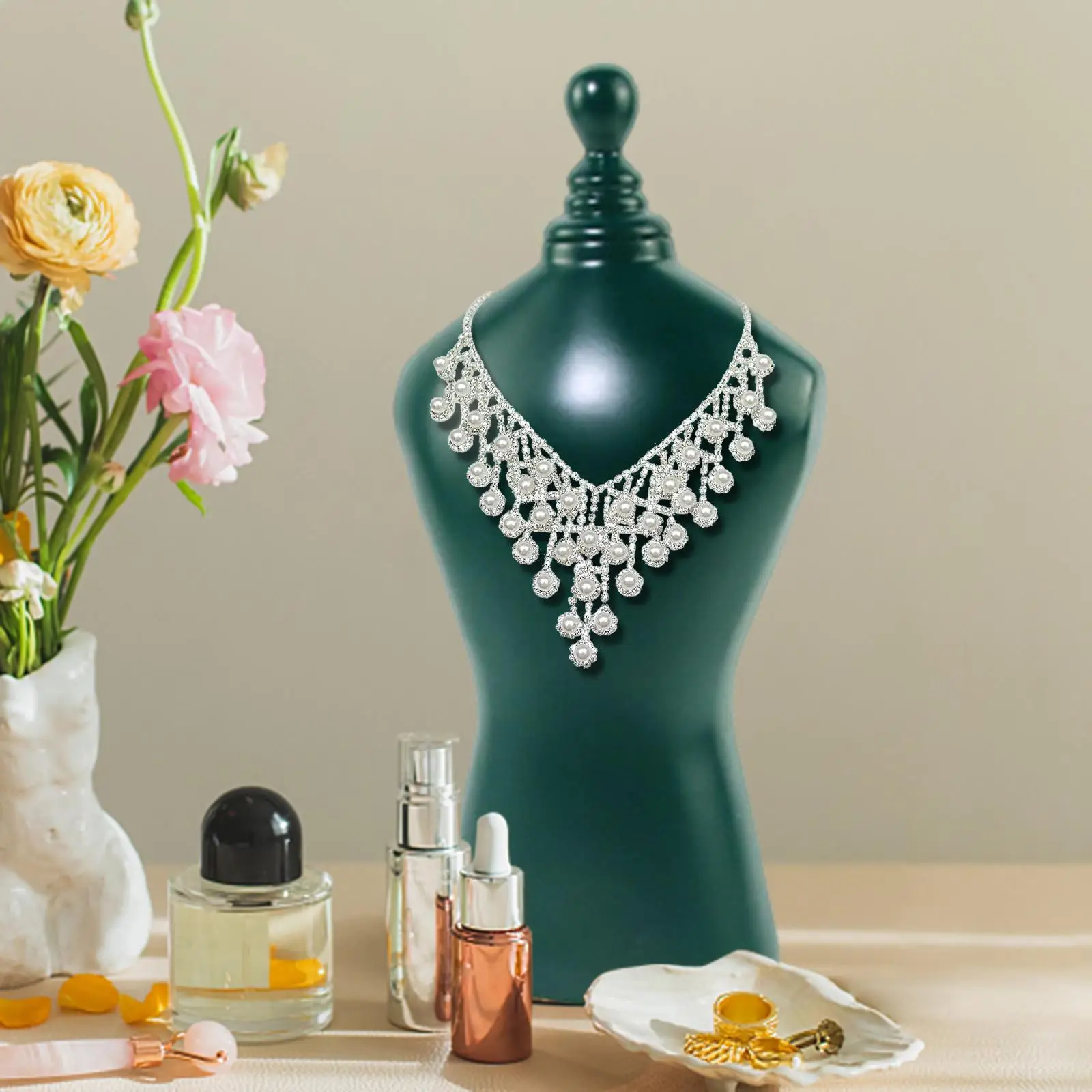 Necklace Chain Jewelry Bust Storage Rack Mannequin Resin Elegant for Countertop Women
Necklace Chain Jewelry Bust Storage Rack Mannequin Resin Elegant for Countertop Women