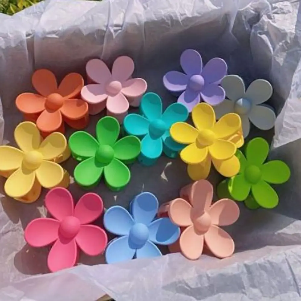 3Pcs Colorful Flower Shape Hair Claw Clamps Hollow Flower Hair Clips Non Slip Ponytail Hairpin Headwear Claw Hair Accessories
3Pcs Colorful Flower Shape Hair Claw Clamps Hollow Flower Hair Clips Non Slip Ponytail Hairpin Headwear Claw Hair Accessories