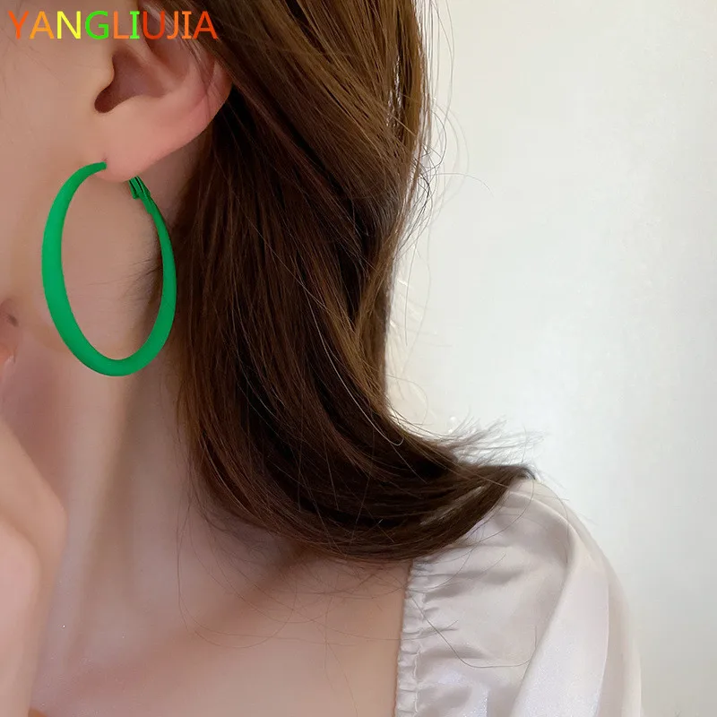 Green Circle Metal Earrings European And American Style Personality, Fashion Earrings Ms Girl Travel Wedding Accessories 2022
Green Circle Metal Earrings European And American Style Personality, Fashion Earrings Ms Girl Travel Wedding Accessories 2022