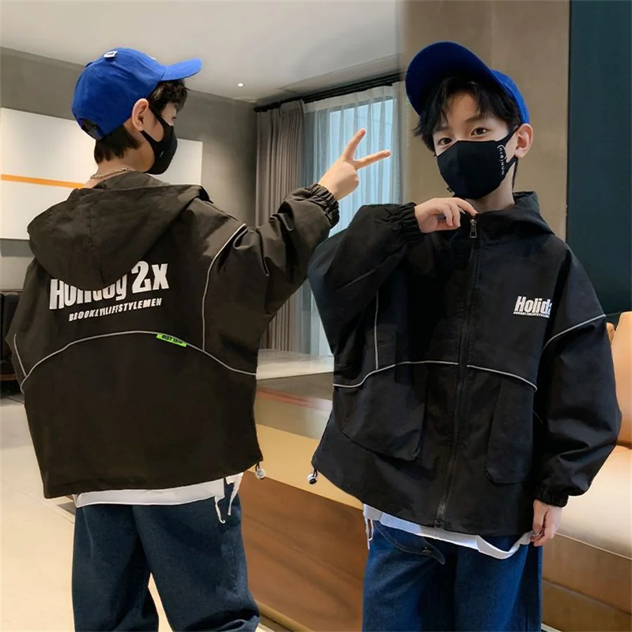Children's Clothing Boys Windbreaker Coat 2023 New Boys Fashion Hooded Letter Jacket Children's Baby Jacket Spring and Autumn
Children's Clothing Boys Windbreaker Coat 2023 New Boys Fashion Hooded Letter Jacket Children's Baby Jacket Spring and Autumn