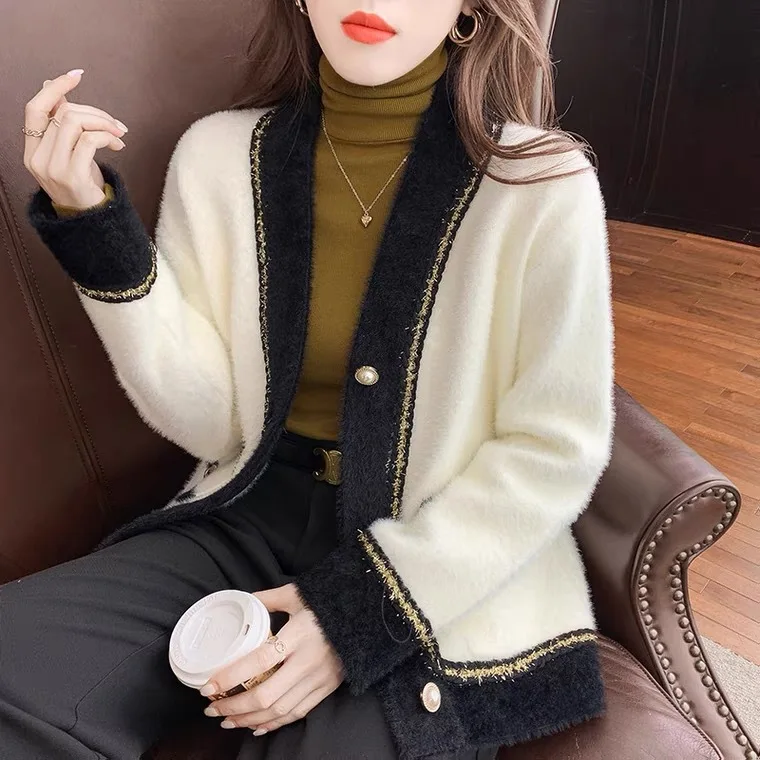 Single-breasted sueters de mujer jerséis Long Sleeve knitted cardigan Women Autumn Knitted V-neck Sweet Cardigan for Women
Single-breasted sueters de mujer jerséis Long Sleeve knitted cardigan Women Autumn Knitted V-neck Sweet Cardigan for Women