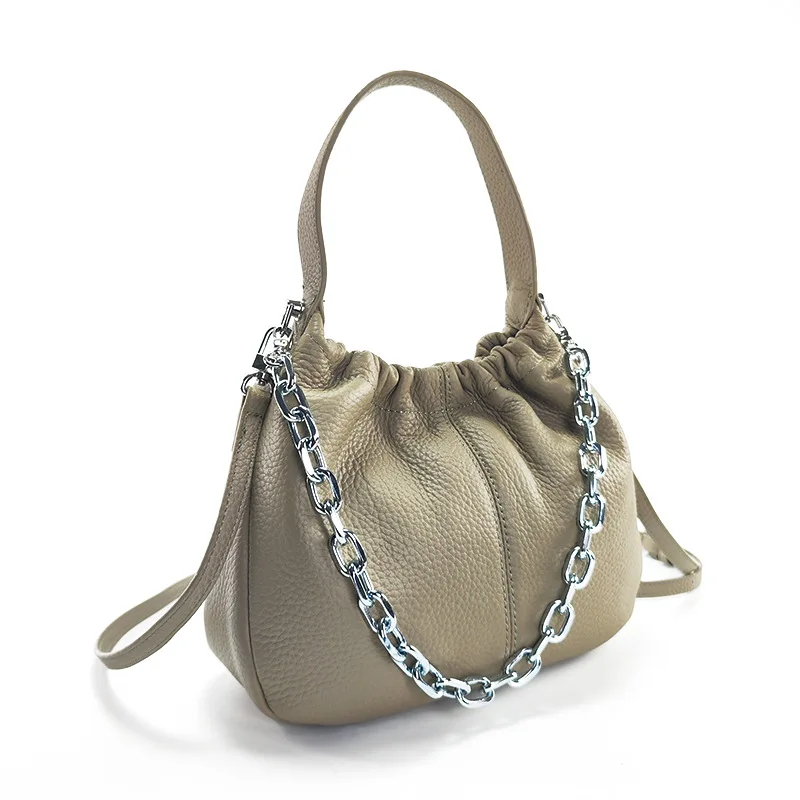 Женская сумка, новинка 2023, Высококачественная темпераментная дамская сумка из натуральной кожи, плиссированная сумка через плечо из воловьей кожи с верхним слоем
Женская сумка, новинка 2023, Высококачественная темпераментная дамская сумка из натуральной кожи, плиссированная сумка через плечо из воловьей кожи с верхним слоем