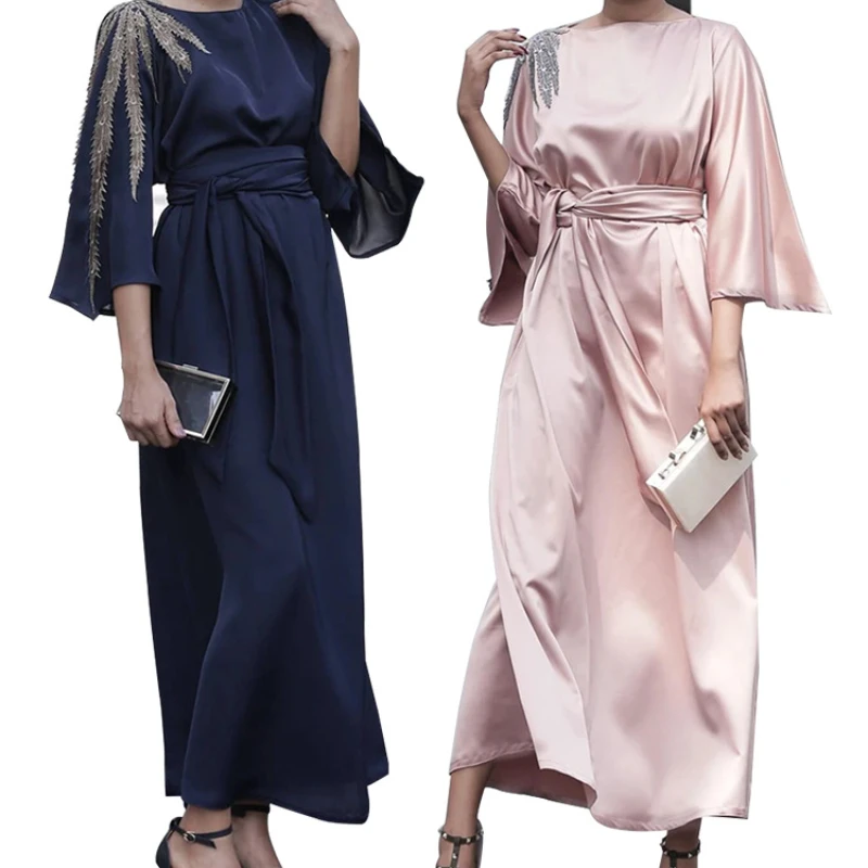 Satin Embroidery Muslim Maxi Dress Phoenix-tailed Islamic Mid-sleeve Patchwork Vestidos Arabes Dubai y Turcos Evening Dresses
Satin Embroidery Muslim Maxi Dress Phoenix-tailed Islamic Mid-sleeve Patchwork Vestidos Arabes Dubai y Turcos Evening Dresses