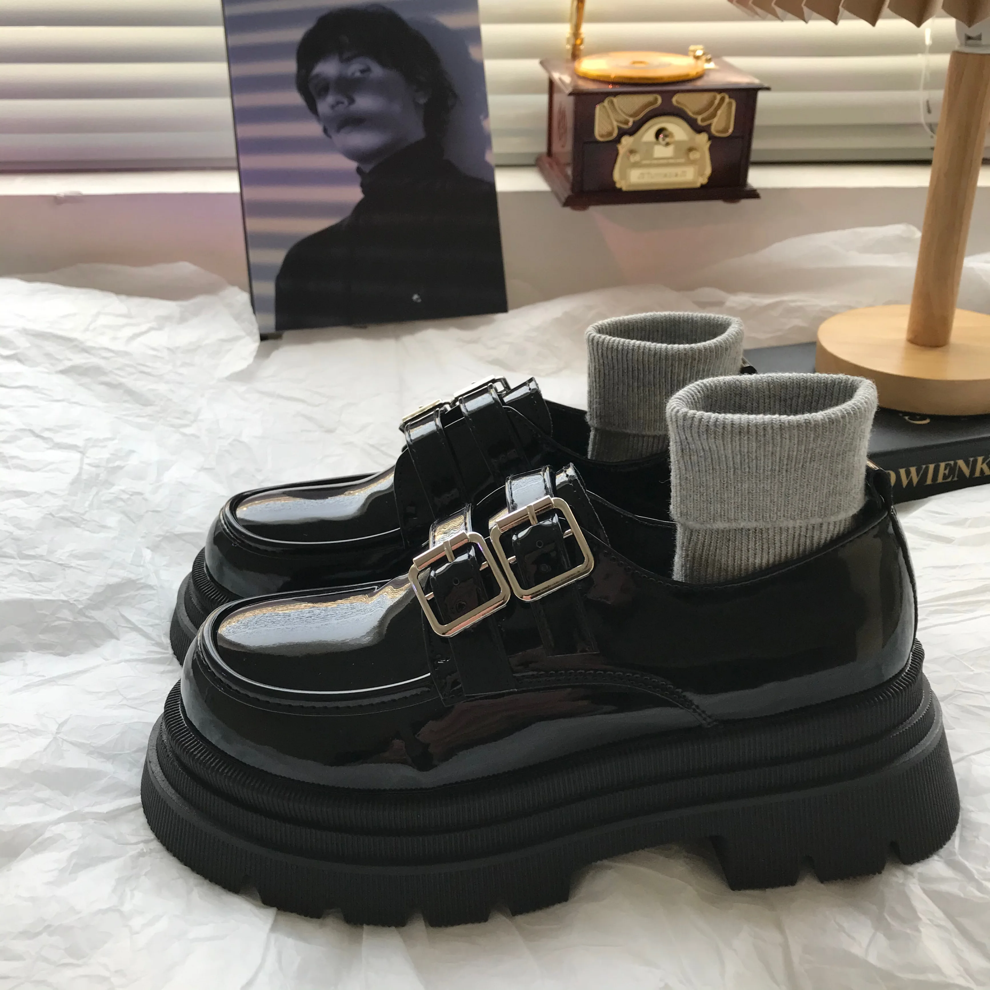 Женские мокасины на толстой подошве, лоферы на массивном каблуке, кожаные туфли JK в японском стиле, обувь в Стиле Лолита для колледжа и девушек, весна-осень 2023 
Женские мокасины на толстой подошве, лоферы на массивном каблуке, кожаные туфли JK в японском стиле, обувь в Стиле Лолита для колледжа и девушек, весна-осень 2023