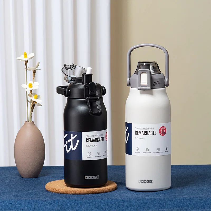 1700ml/1300ml Stainless Steel Thermos Large Capacity Thermal Water Bottle Vacuum Flask With Straw Tumbler Portable Hot Drink Cup
1700ml/1300ml Stainless Steel Thermos Large Capacity Thermal Water Bottle Vacuum Flask With Straw Tumbler Portable Hot Drink Cup