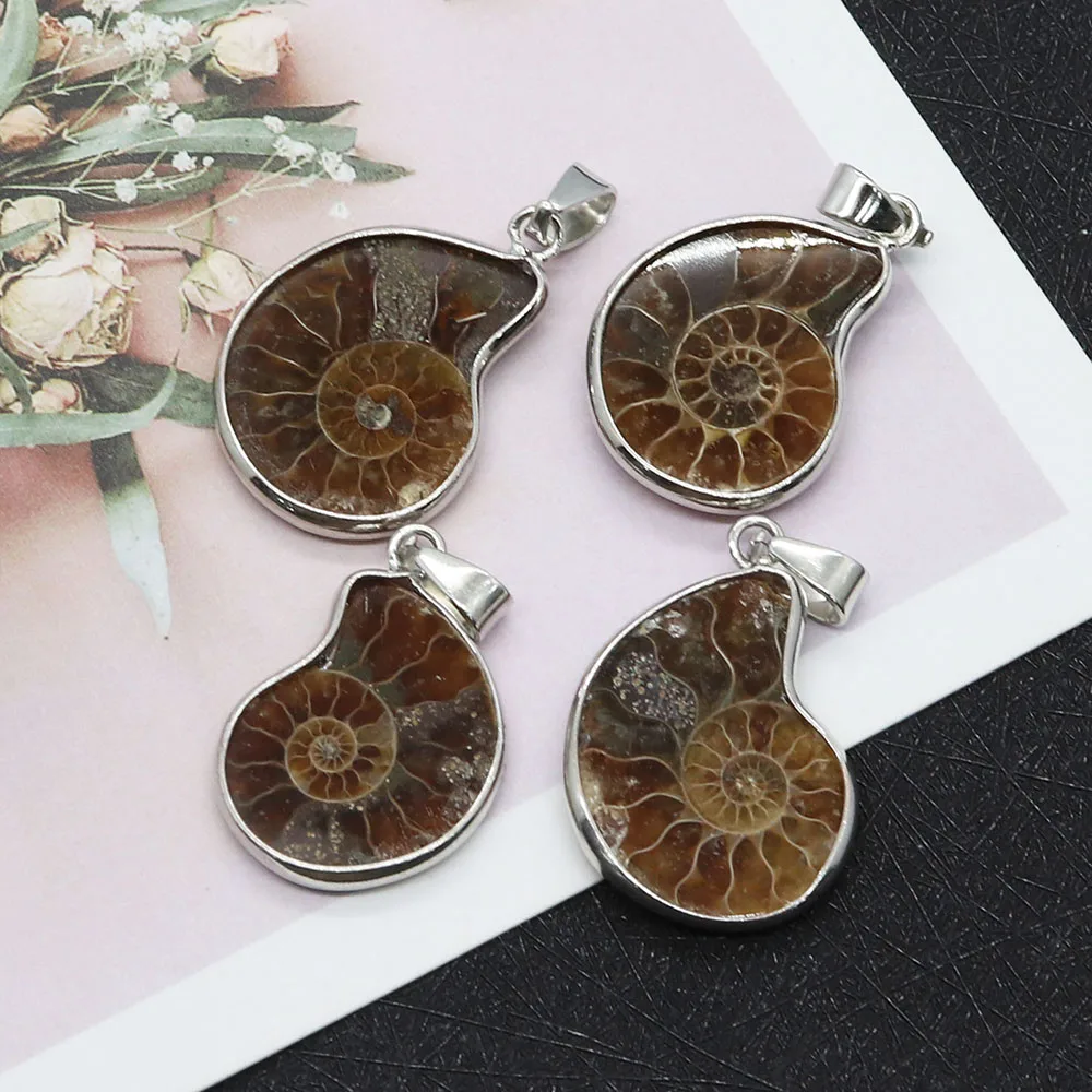 

Original Fashion Snail Semi-precious Stone Shell Pendant Marine Holy Object Shell Pendant Animal Men and Women Gift Accessories