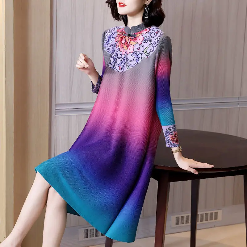 Spring gradient color high -end A -line skirt female 2022 new temperament design sense printed long sleeve o neck fold dress
Spring gradient color high -end A -line skirt female 2022 new temperament design sense printed long sleeve o neck fold dress