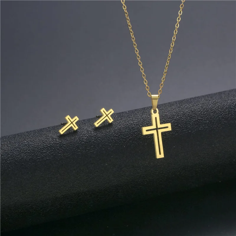 316L Stainless Steel Heart Cross Pendant Charm Necklace & Earrings Hollow Chian Choker Jewelry Set For Women Accessories Gift 
316L Stainless Steel Heart Cross Pendant Charm Necklace & Earrings Hollow Chian Choker Jewelry Set For Women Accessories Gift