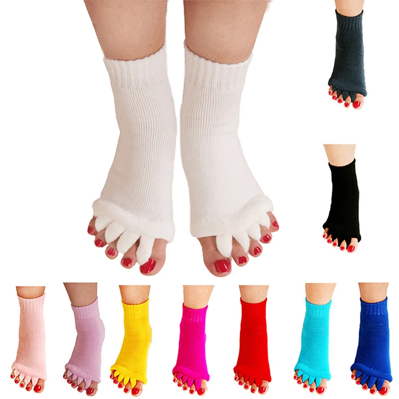 1 Pair Correction Five Toe Socks Fingers Toe Separators Pain Relief Massage Socks For Pedicure High Quality 
1 Pair Correction Five Toe Socks Fingers Toe Separators Pain Relief Massage Socks For Pedicure High Quality