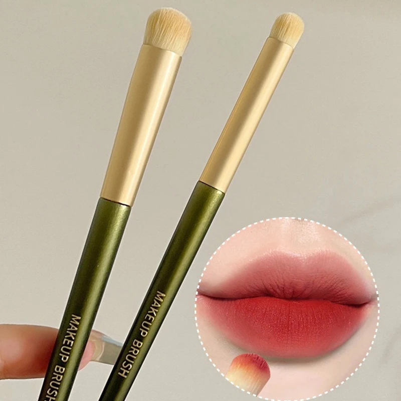 1 PCS Makeup Brushes Concealer Brush Angle Seamless Coverage Lip Lipstick Brushes Portable Round Head Contour Brush Beauty Tool
1 PCS Makeup Brushes Concealer Brush Angle Seamless Coverage Lip Lipstick Brushes Portable Round Head Contour Brush Beauty Tool
