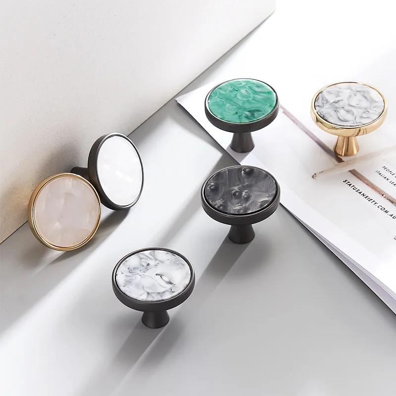 Nordic Style Simple Light Luxury Shell Handle Creative Marble Drawer Cabinet Wardrobe Single Hole Small Handle Dresser Brass Kno
Nordic Style Simple Light Luxury Shell Handle Creative Marble Drawer Cabinet Wardrobe Single Hole Small Handle Dresser Brass Kno