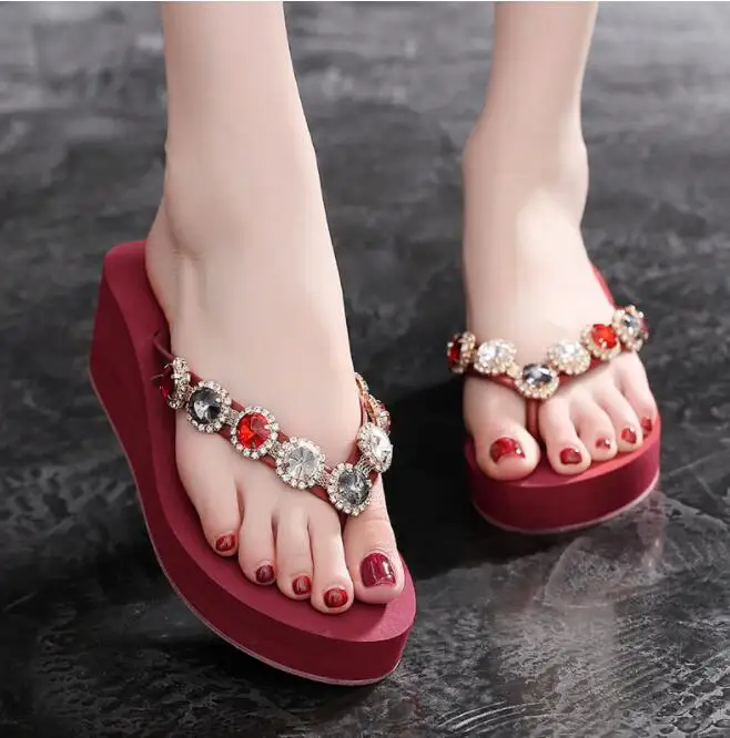 Simple Solid Color Comfortable Slippers Flip Flop Women Summer Korean Fashion Casual Non-Slip Couple Flip Flops Breathable Beach
Simple Solid Color Comfortable Slippers Flip Flop Women Summer Korean Fashion Casual Non-Slip Couple Flip Flops Breathable Beach