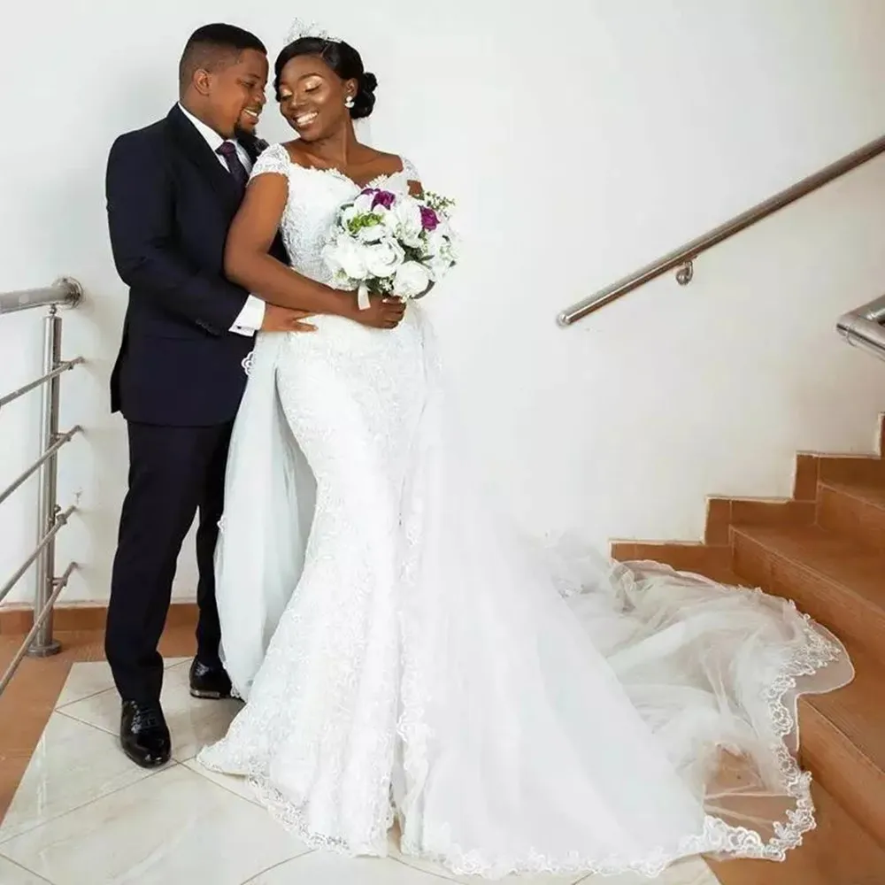 Lace Detachable Train Mermaid Wedding Dresses V Neck Cap Sleeve Plus Size Church Wedding Gowns Bridal Bride 2022
Lace Detachable Train Mermaid Wedding Dresses V Neck Cap Sleeve Plus Size Church Wedding Gowns Bridal Bride 2022