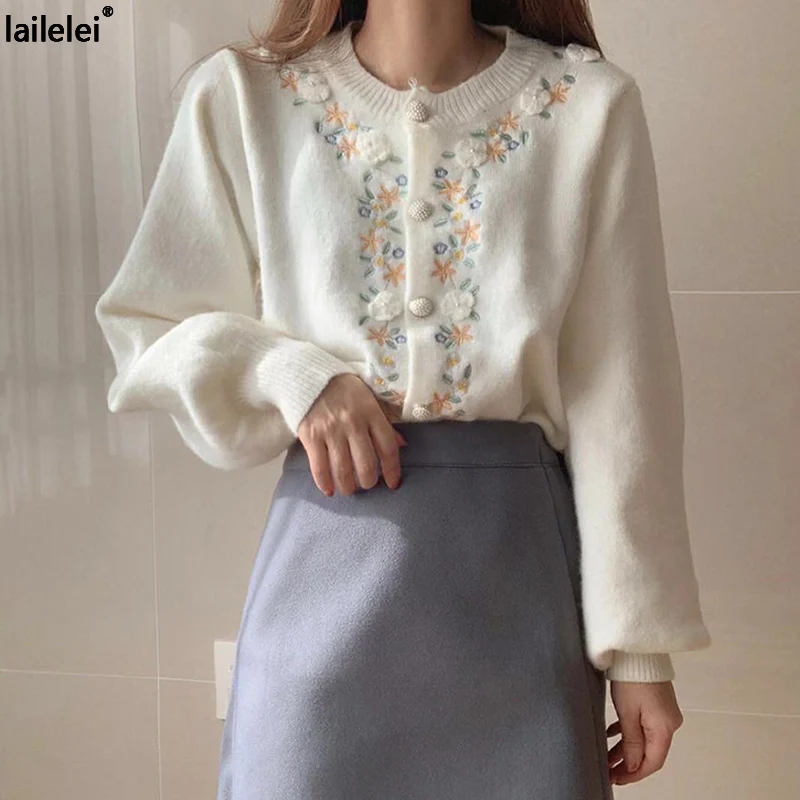 O-neck Long Sleeve Single Breasted Elegant Retro Regular Top Korean Winter Loose Fit Sweater Feminine Embroidered Cardigan
O-neck Long Sleeve Single Breasted Elegant Retro Regular Top Korean Winter Loose Fit Sweater Feminine Embroidered Cardigan