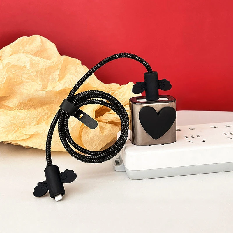 IPhone Phone Accessory 20W Charger USB Protective Case 18W PD Fast Charging Head Data Cable Protection Winding Device
IPhone Phone Accessory 20W Charger USB Protective Case 18W PD Fast Charging Head Data Cable Protection Winding Device