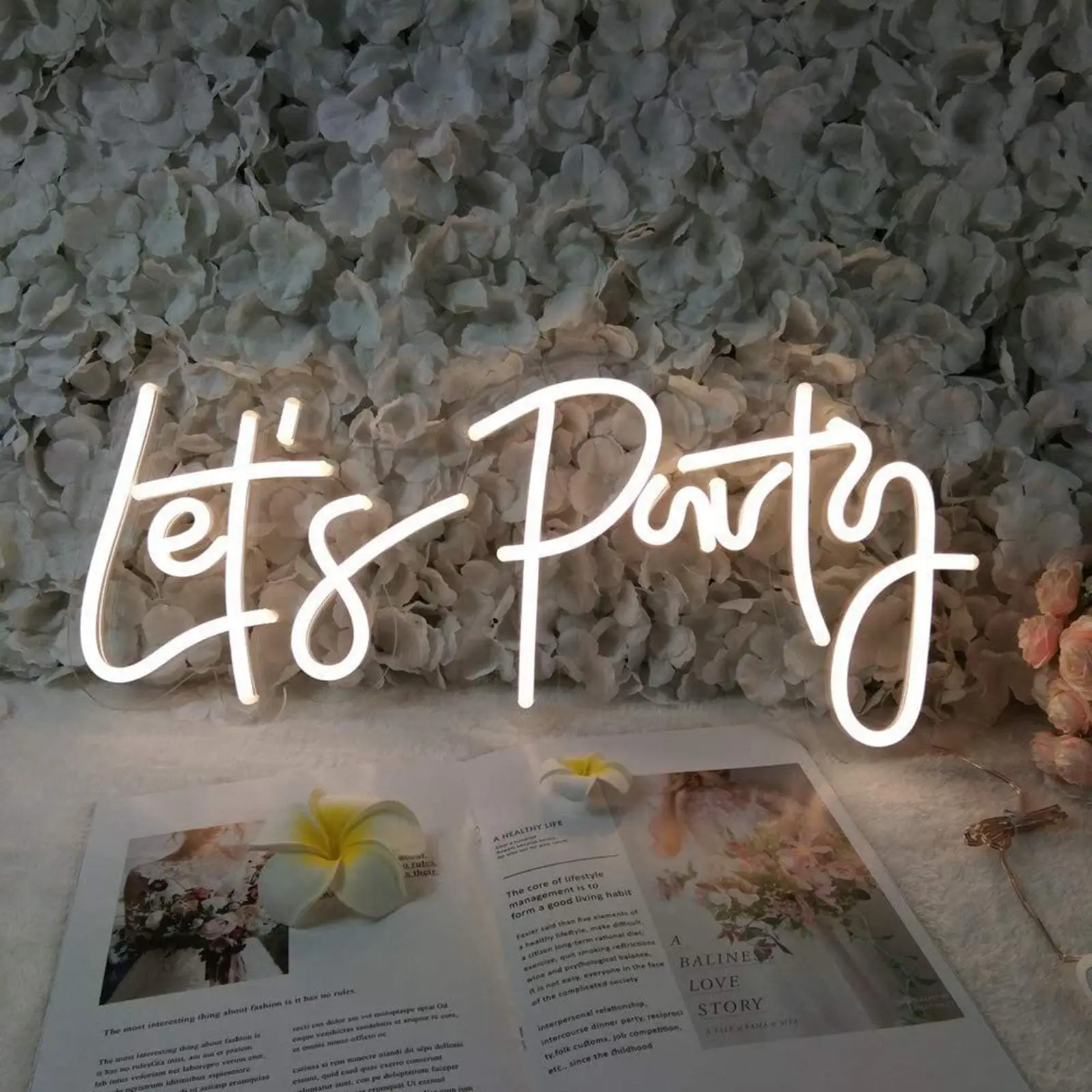 Neon Letter Light USB Powered Night Lamp for Kids Room Bedroom Christmas
Neon Letter Light USB Powered Night Lamp for Kids Room Bedroom Christmas