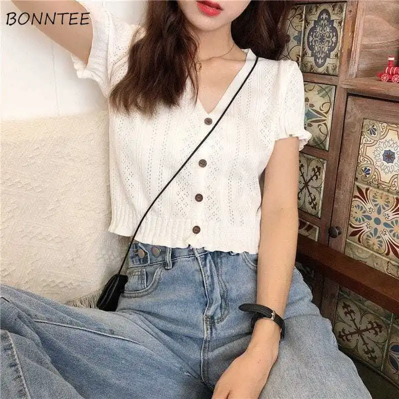 Summer New Hollow Cardigan Women Korean Fashion Slim Knitted V-neck Short Sleeve Kawaii Cardigan Crop Top Female
Summer New Hollow Cardigan Women Korean Fashion Slim Knitted V-neck Short Sleeve Kawaii Cardigan Crop Top Female