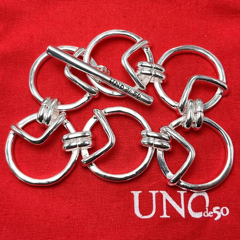 2023 New UNOde50 Bestselling Fashion, Exquisite, Lightweight Bracelet, Women's Romantic Jewelry Gift Bag in Europe and America
2023 New UNOde50 Bestselling Fashion, Exquisite, Lightweight Bracelet, Women's Romantic Jewelry Gift Bag in Europe and America