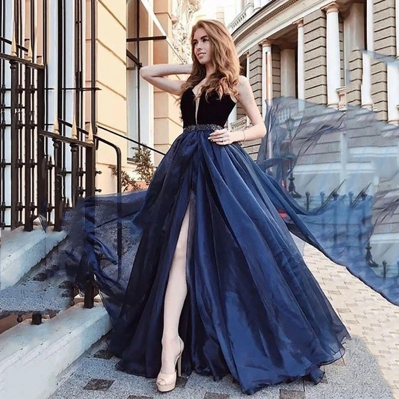 Elegant Simple A-Line Evening Dress Luxury V Neck 2022 Prom Dress Belt Sleeveless Sling Evening Dress Formal Party Floor Length
Elegant Simple A-Line Evening Dress Luxury V Neck 2022 Prom Dress Belt Sleeveless Sling Evening Dress Formal Party Floor Length