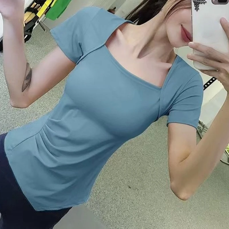 Short Sleeve Shirts Quick Drying Summer Thin Fitness Sports T-shirt French Square Collar Breathable Yoga Tops Exercise Clothing
Short Sleeve Shirts Quick Drying Summer Thin Fitness Sports T-shirt French Square Collar Breathable Yoga Tops Exercise Clothing